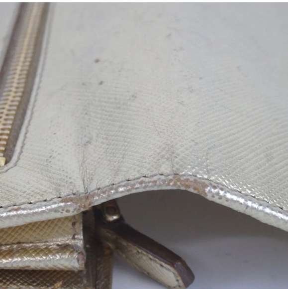 Authentic PRADA Wallet Leather - Picture 12 of 16